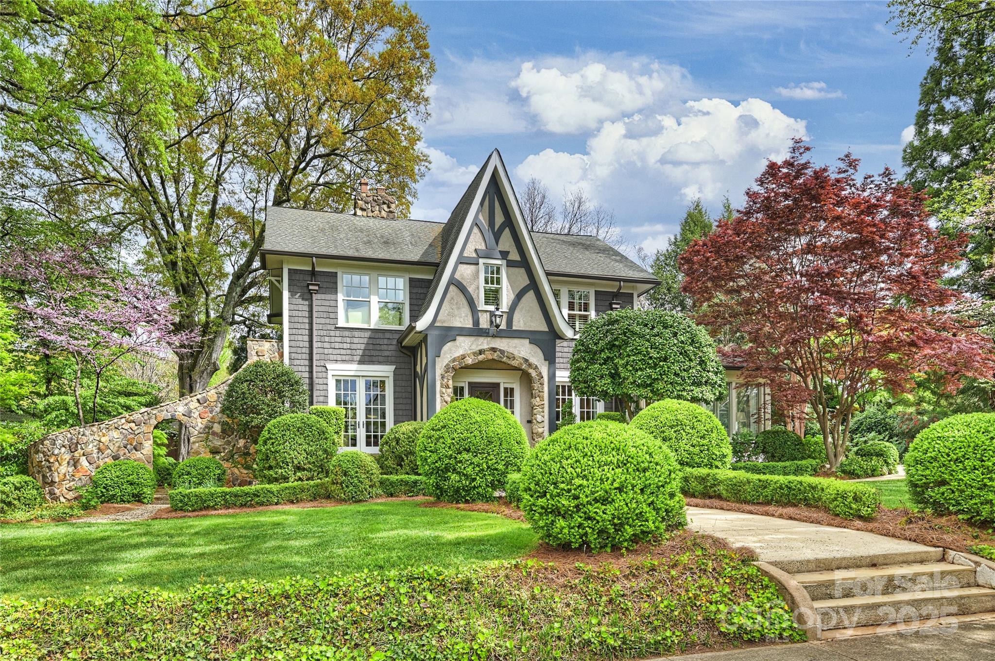 812 Bromley Road Charlotte NC 28207