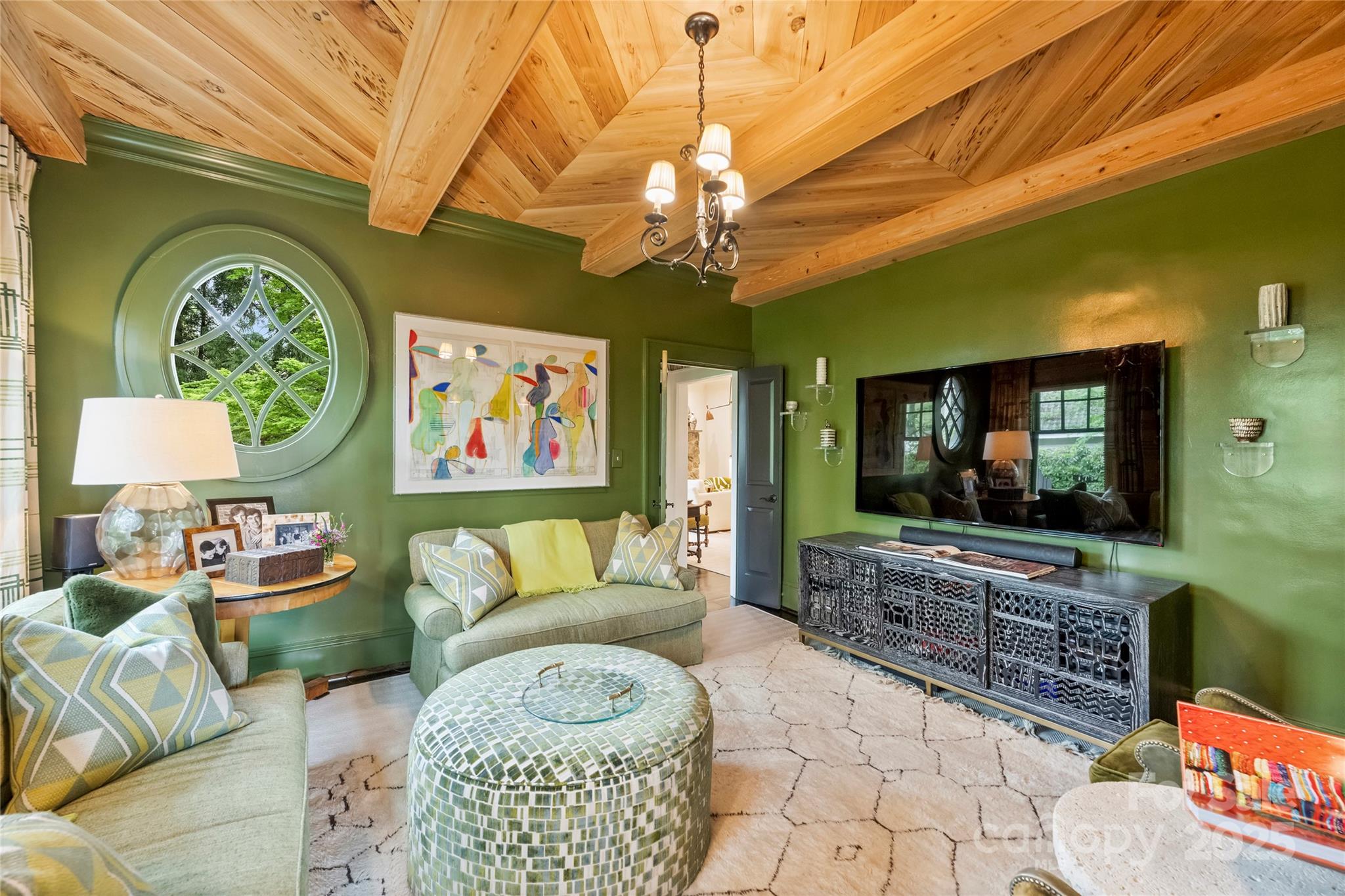 812 Bromley Road Charlotte NC 28207