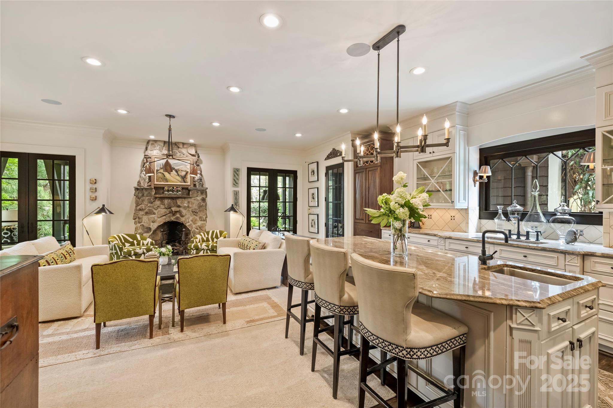 812 Bromley Road Charlotte NC 28207