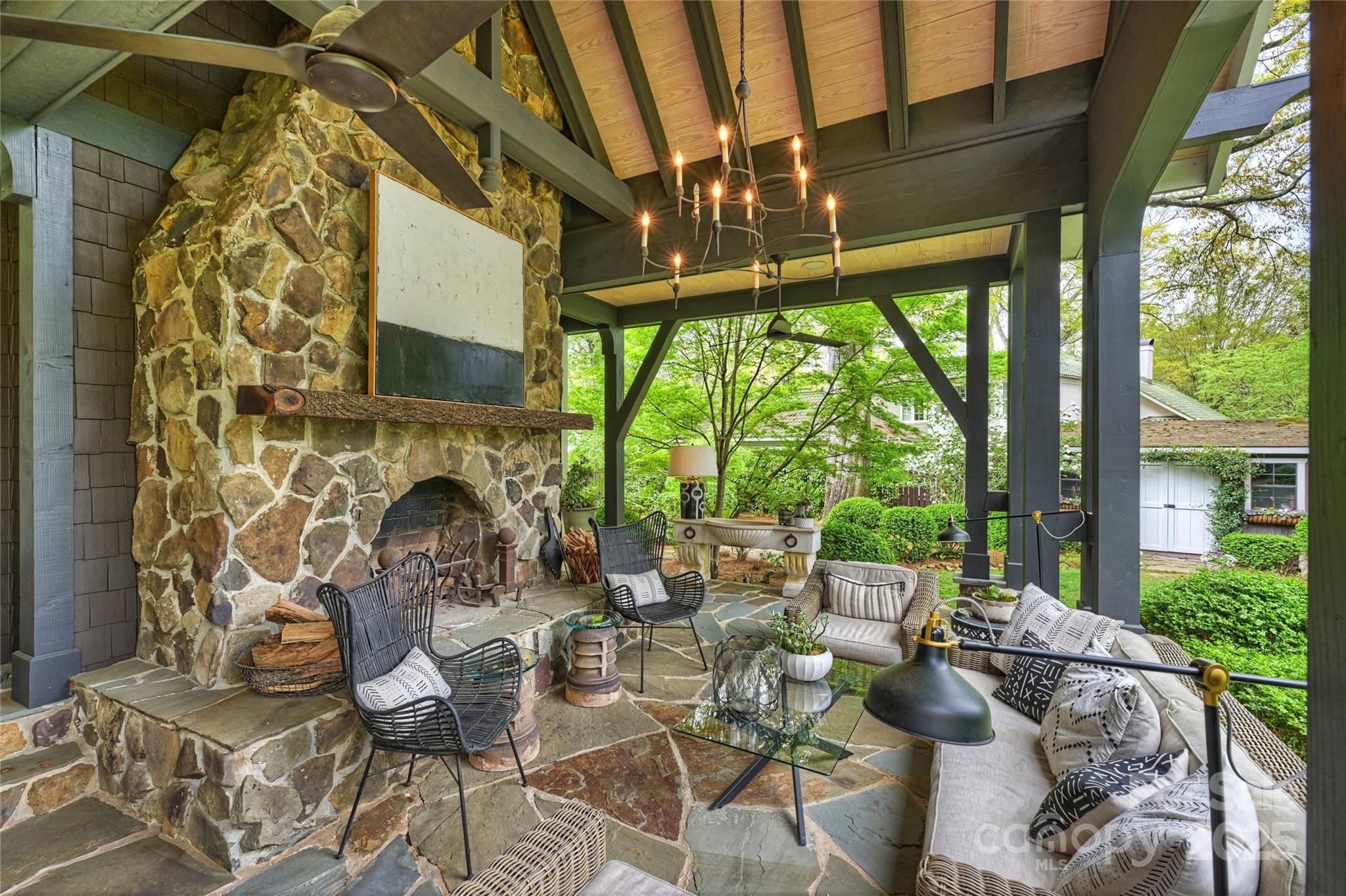 812 Bromley Road Charlotte NC 28207