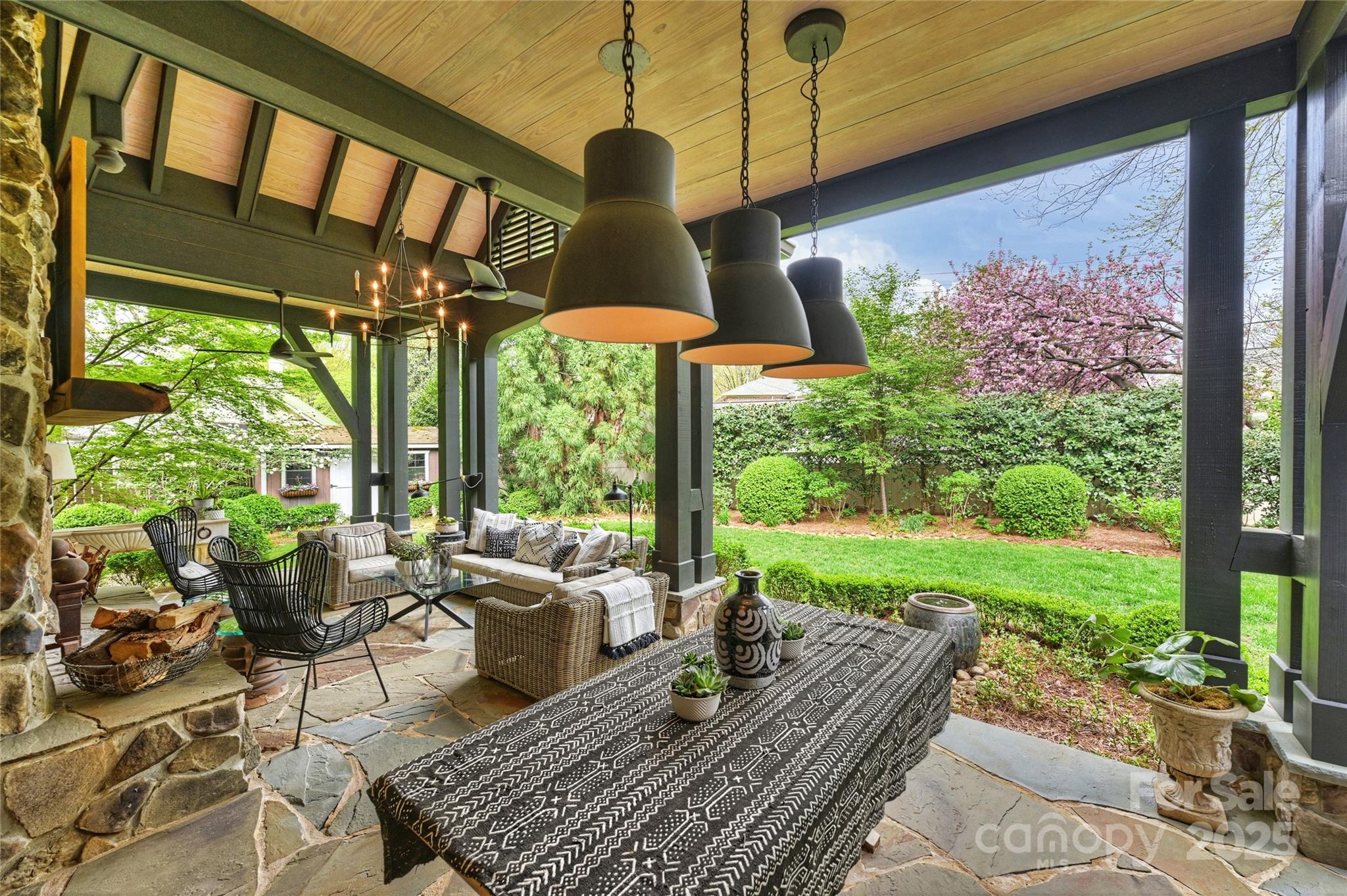 812 Bromley Road Charlotte NC 28207
