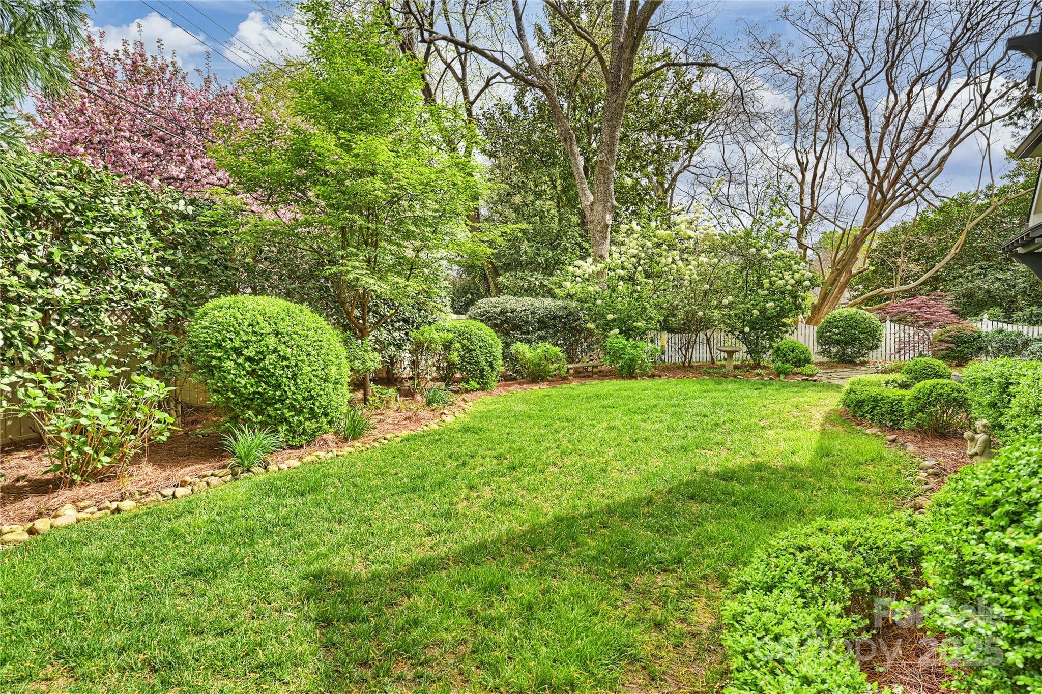 812 Bromley Road Charlotte NC 28207