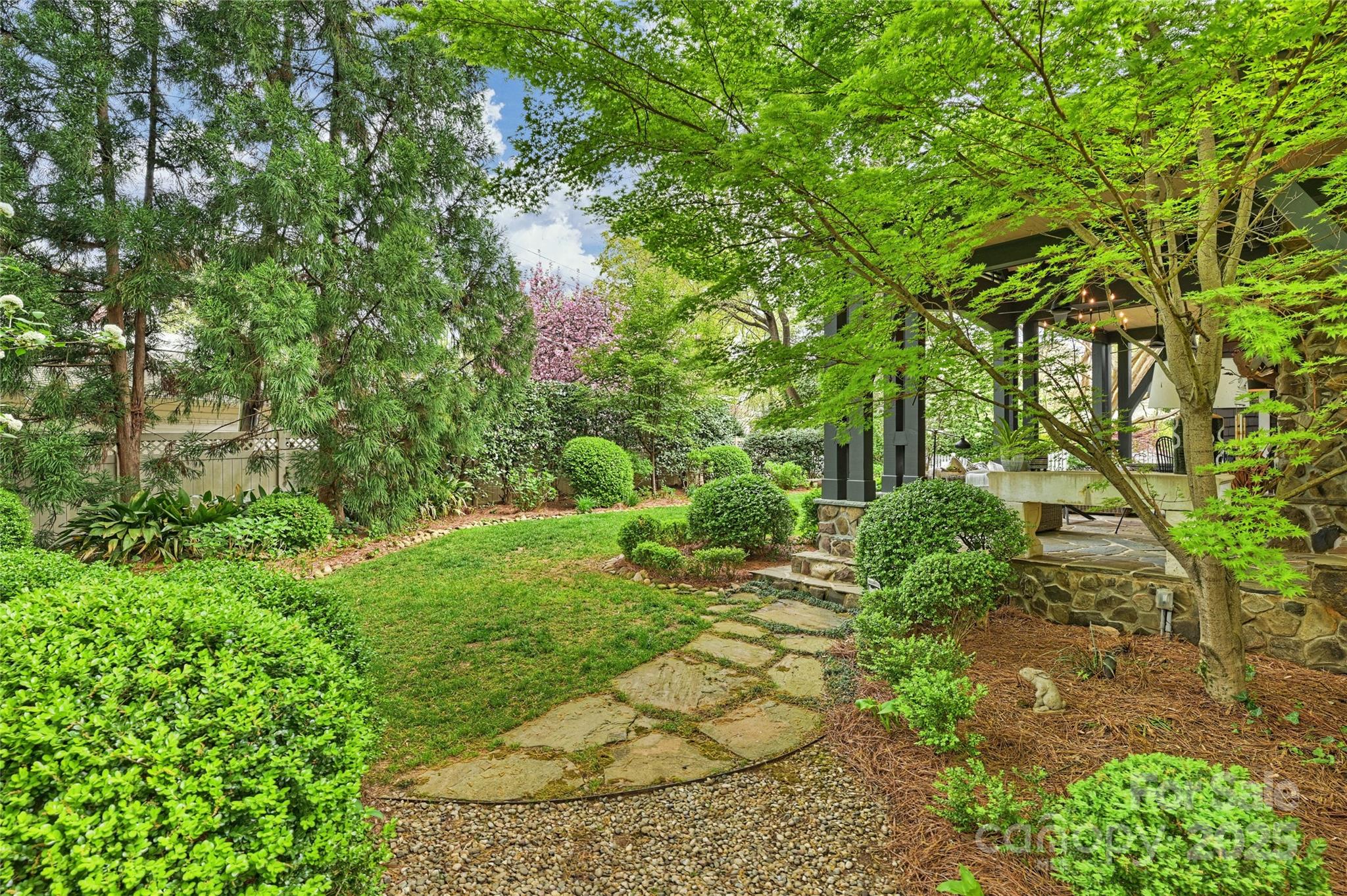 812 Bromley Road Charlotte NC 28207