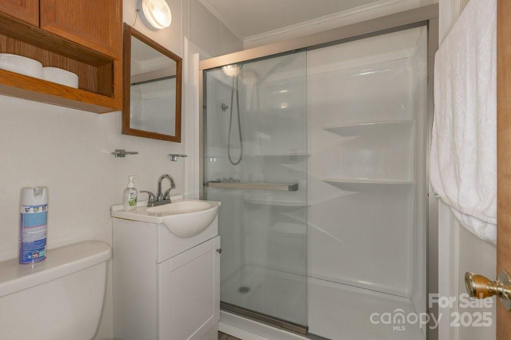 489 Ned Mcgimsey Road Nebo NC 28761