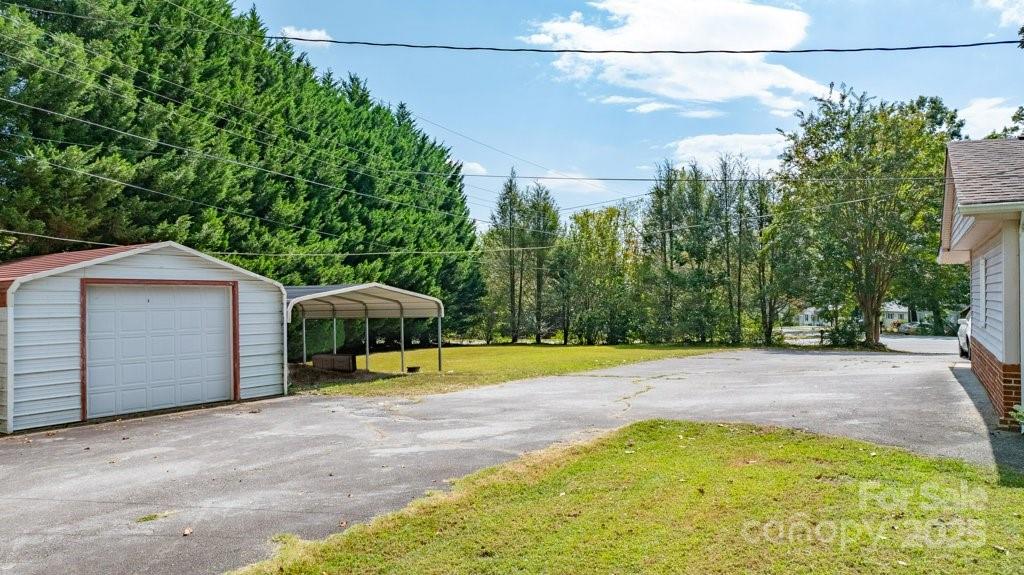 489 Ned Mcgimsey Road Nebo NC 28761