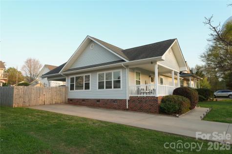 713 Willie Beatty Court Statesville NC 28677