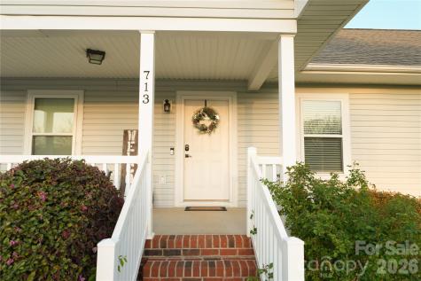 713 Willie Beatty Court Statesville NC 28677