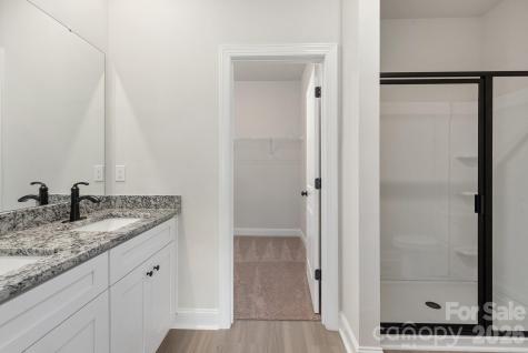 6517 Fairford Drive Charlotte NC 28215