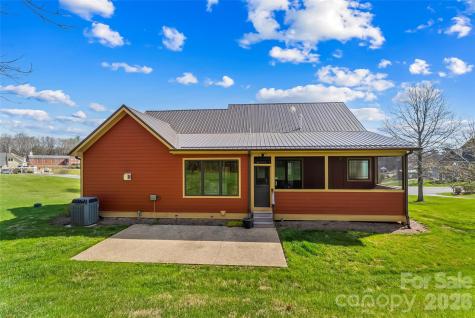 15 Carl Roberts Road Alexander NC 28701