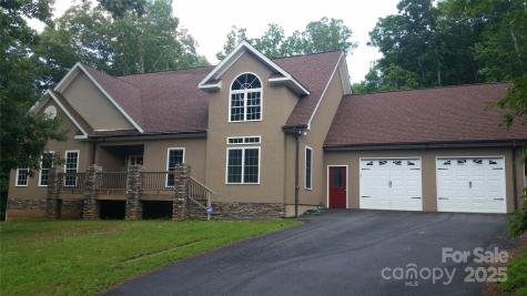 31 Reeds Creek Road Fairview NC 28730