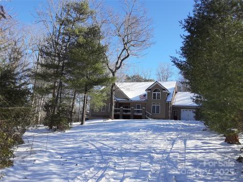 31 Reeds Creek Road Fairview NC 28730