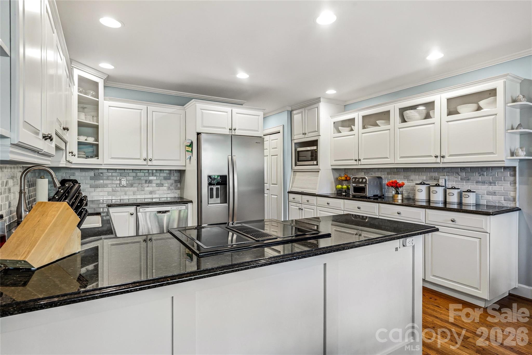 1218 Everette Place Hendersonville NC 28791