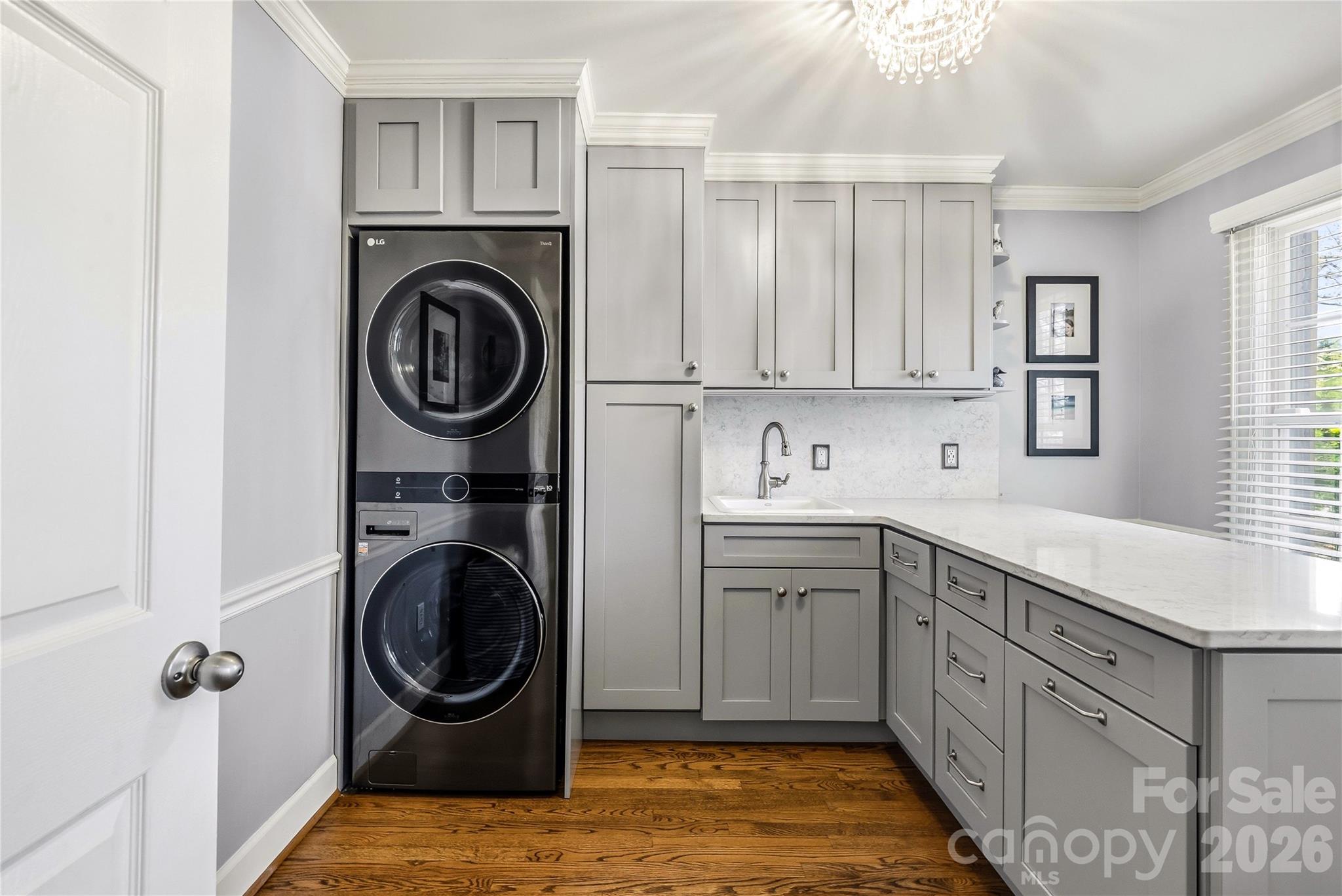 1218 Everette Place Hendersonville NC 28791
