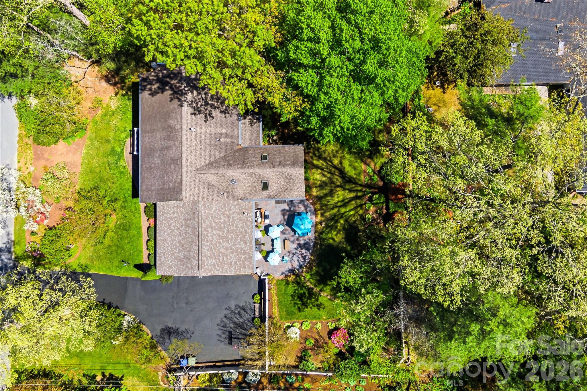 1218 Everette Place Hendersonville NC 28791