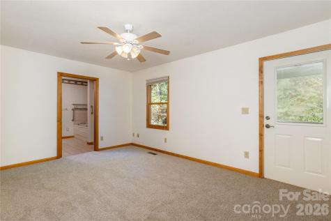 1510 Chestnut Gap Road Hendersonville NC 28792