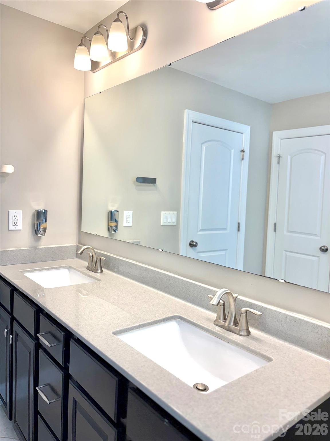 2736 Stonewood View Kannapolis NC 28081