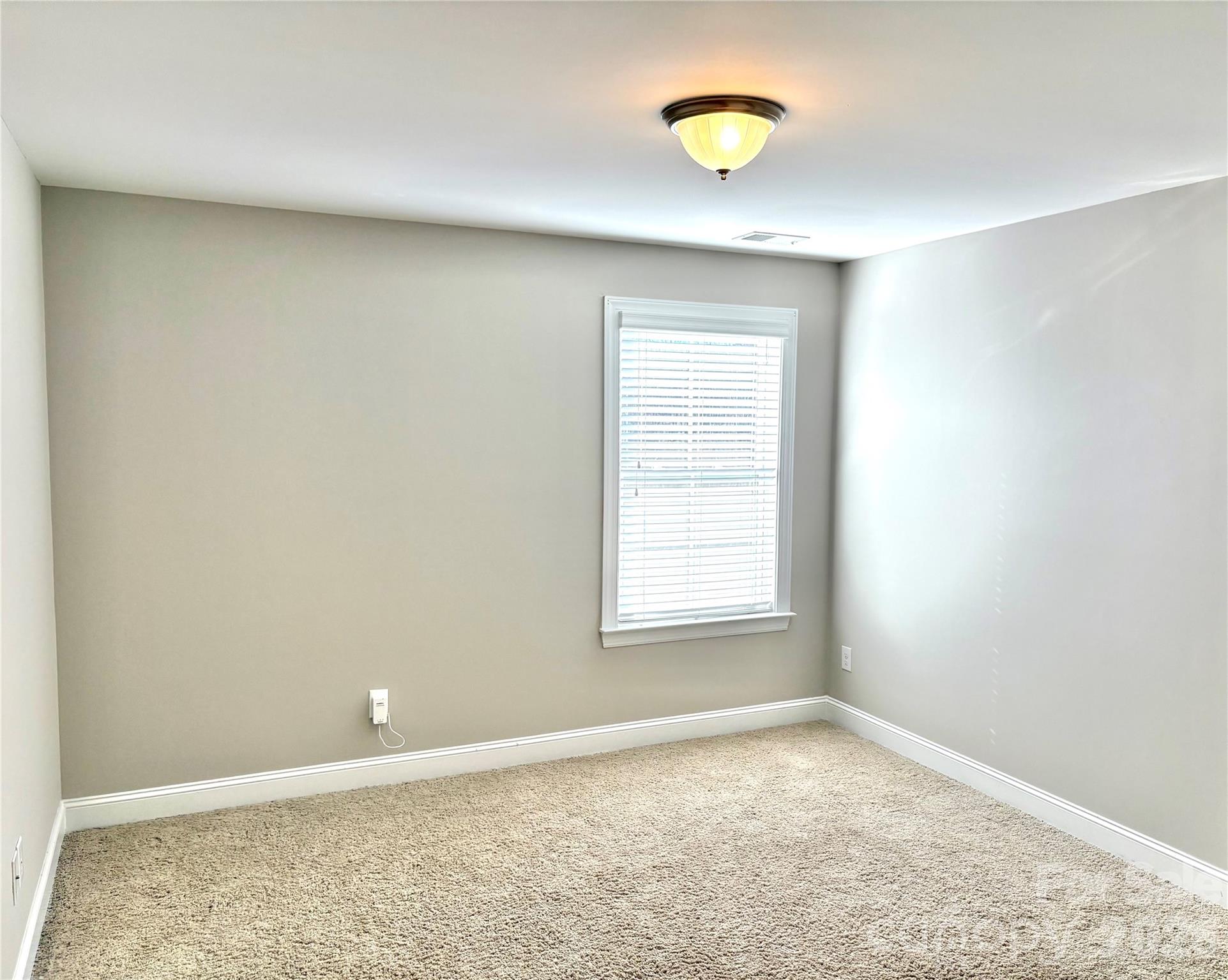 2736 Stonewood View Kannapolis NC 28081