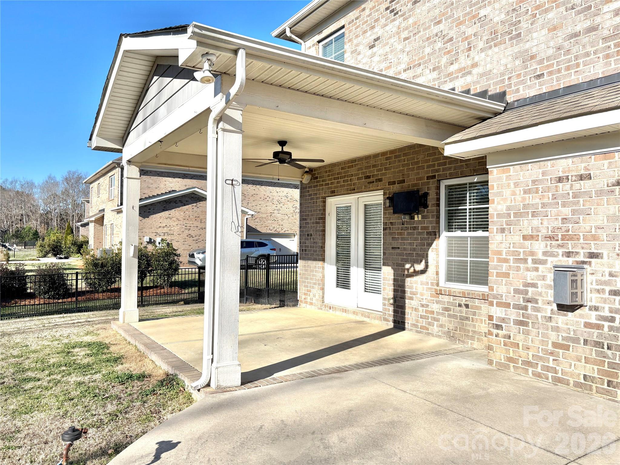 2736 Stonewood View Kannapolis NC 28081