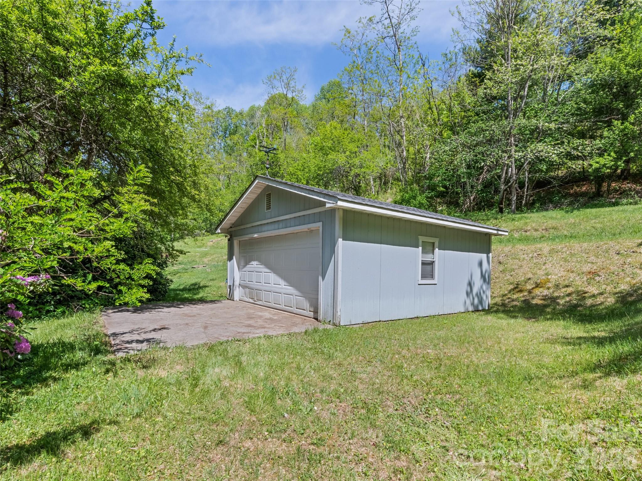 831 Red Bank Road Waynesville NC 28786