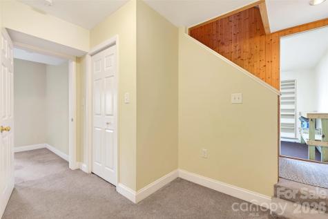 169 Hilltop Road Black Mountain NC 28711