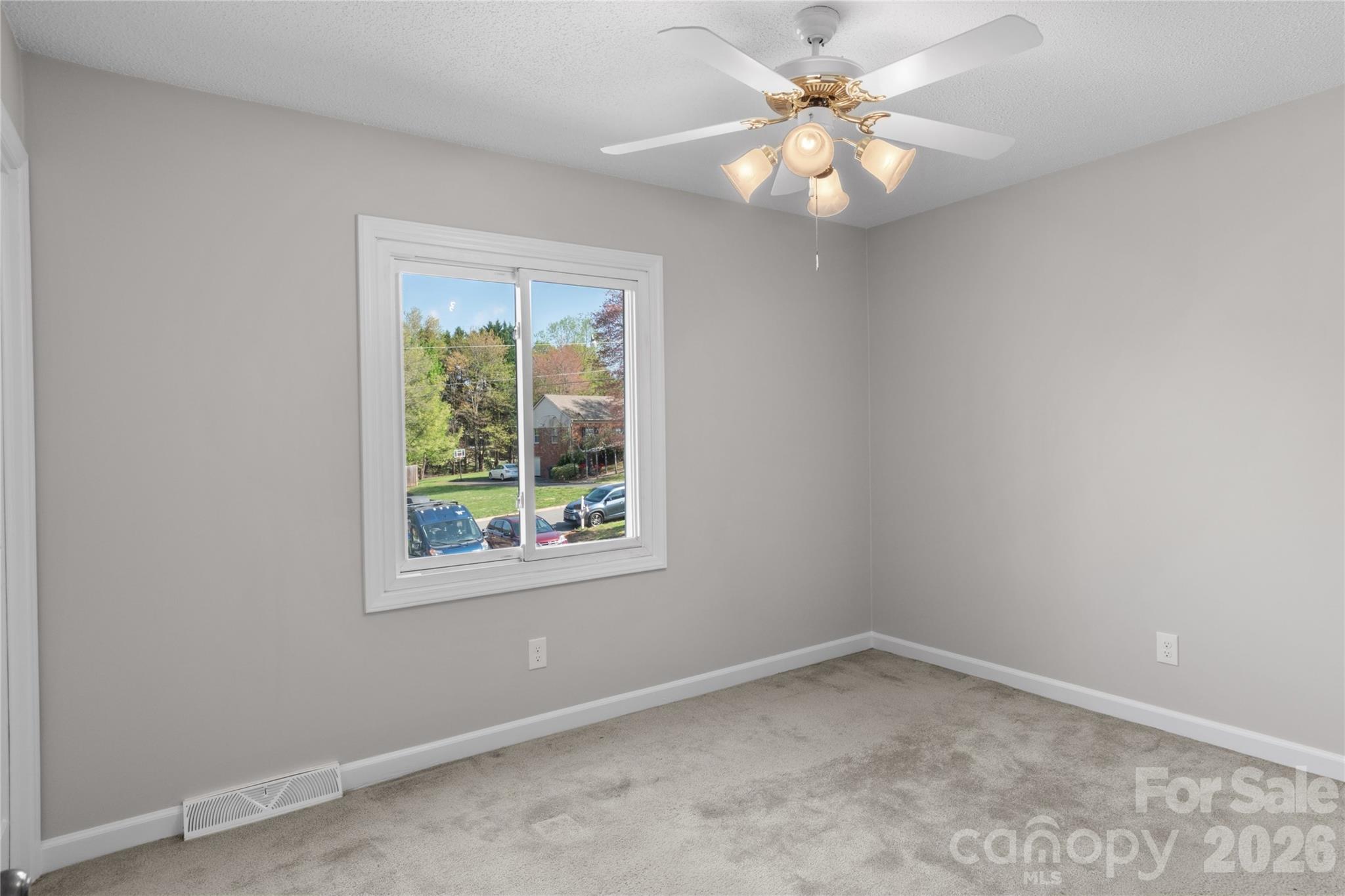 223 Vandyke Street Kernersville NC 27284