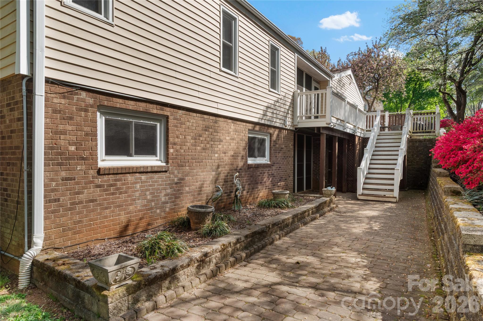 223 Vandyke Street Kernersville NC 27284