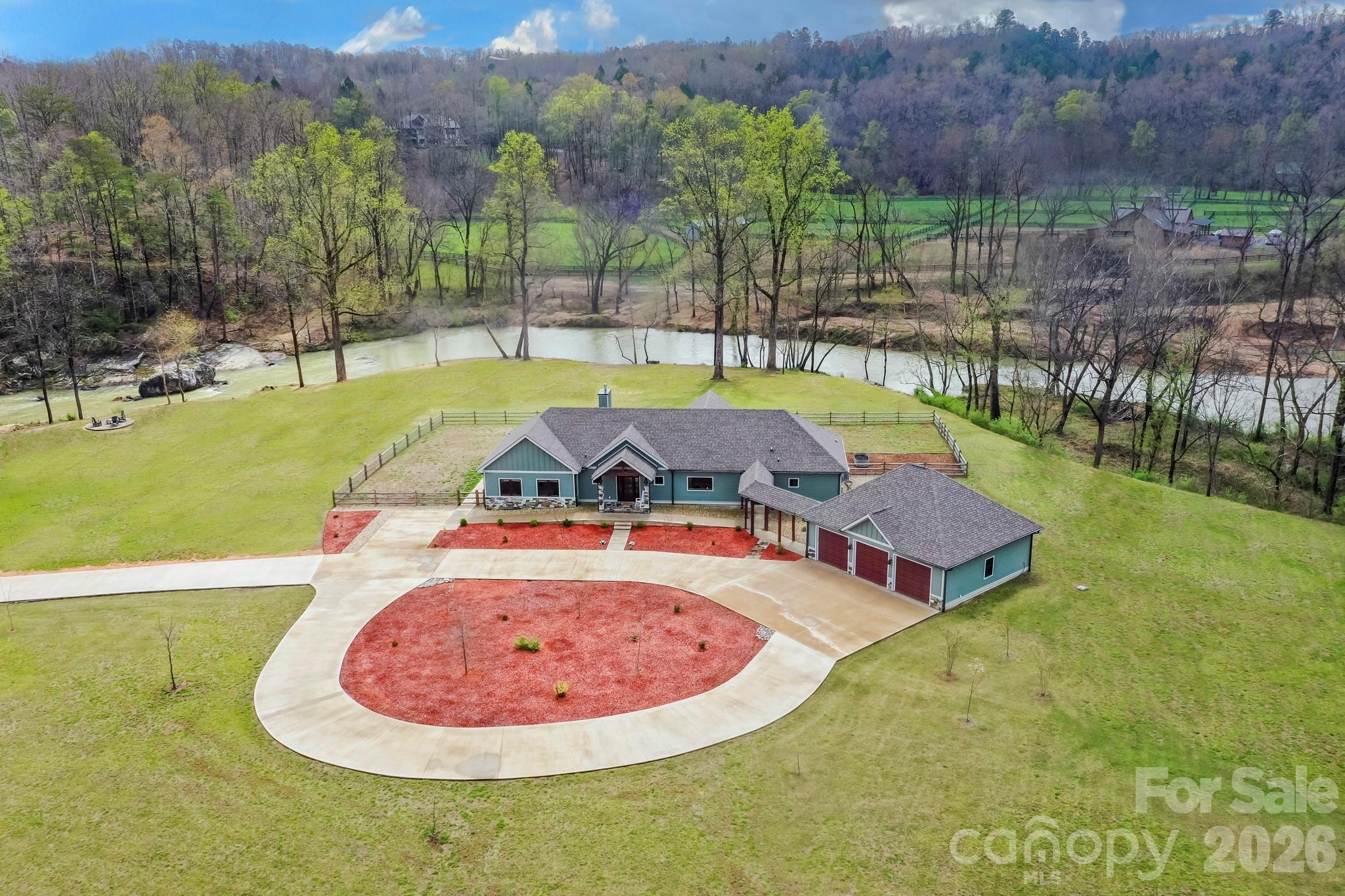 118 Mcowenben Pass Lake Lure NC 28746