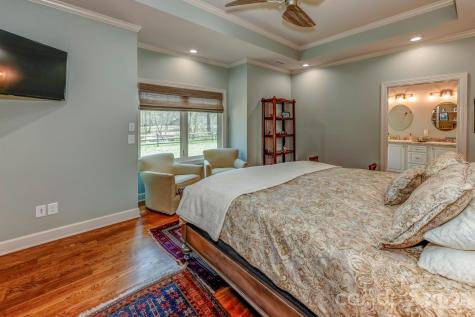 118 Mcowenben Pass Lake Lure NC 28746