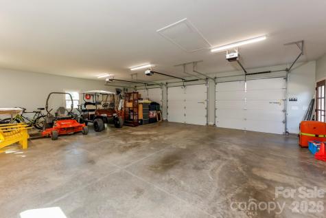 118 Mcowenben Pass Lake Lure NC 28746