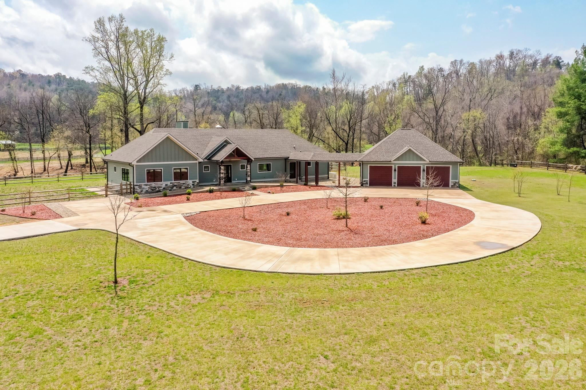 118 Mcowenben Pass Lake Lure NC 28746
