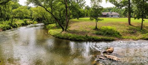 118 Mcowenben Pass Lake Lure NC 28746