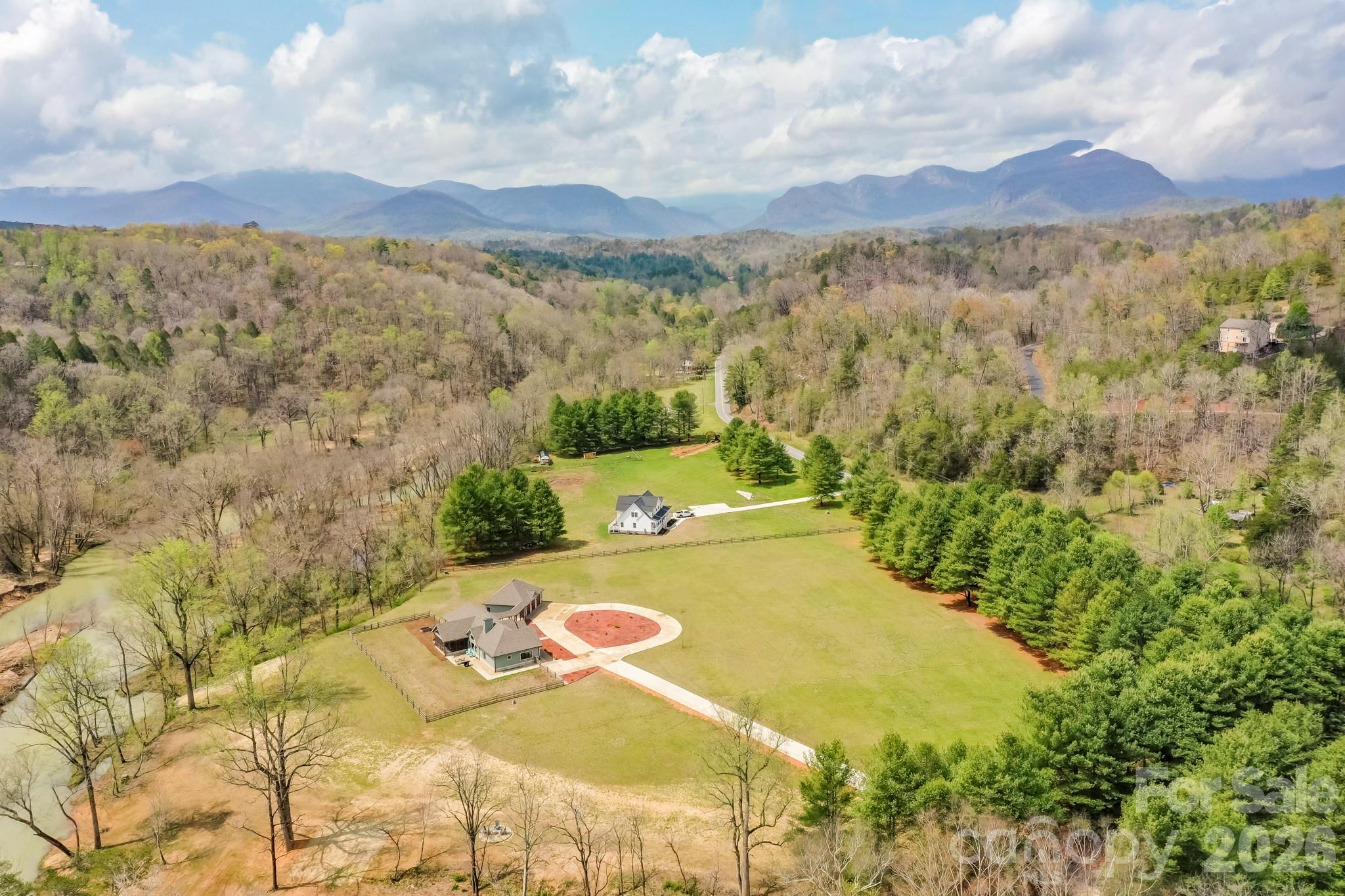 118 Mcowenben Pass Lake Lure NC 28746