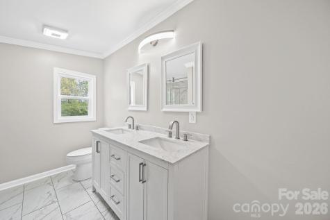 8592 Amanda Lane Norwood NC 28128