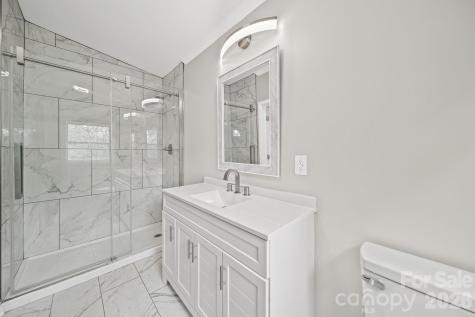 8592 Amanda Lane Norwood NC 28128