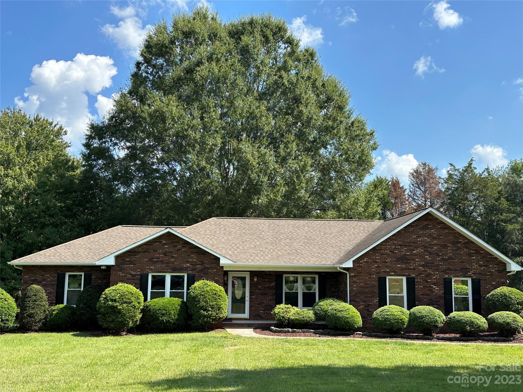 143 Robert Drive Statesville NC 28625