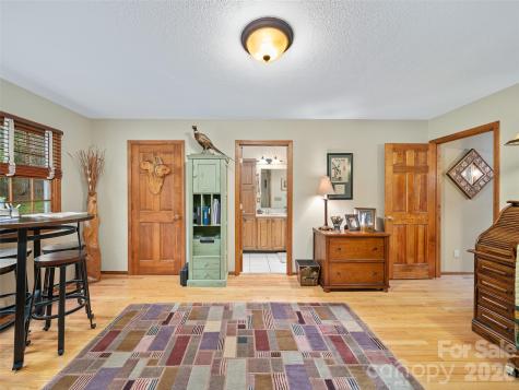 210 Shepard Way Burnsville NC 28714