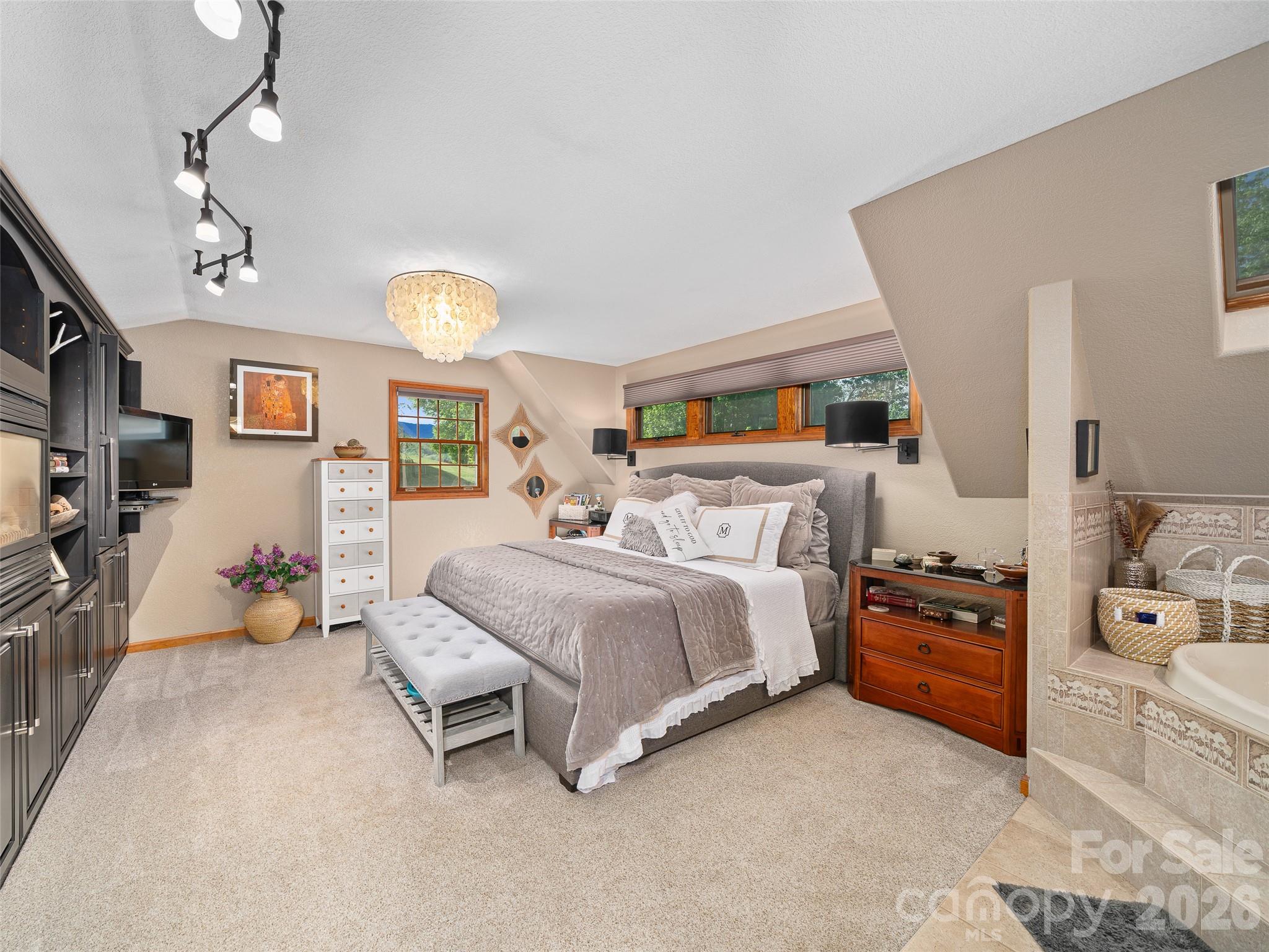 210 Shepard Way Burnsville NC 28714