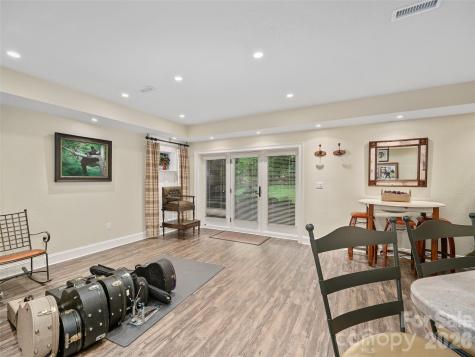 210 Shepard Way Burnsville NC 28714