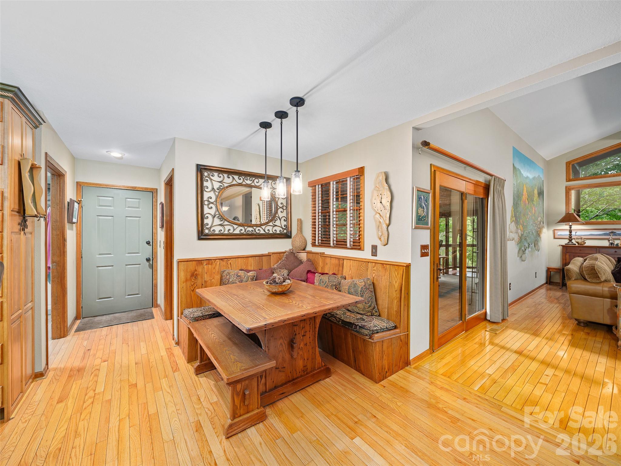210 Shepard Way Burnsville NC 28714