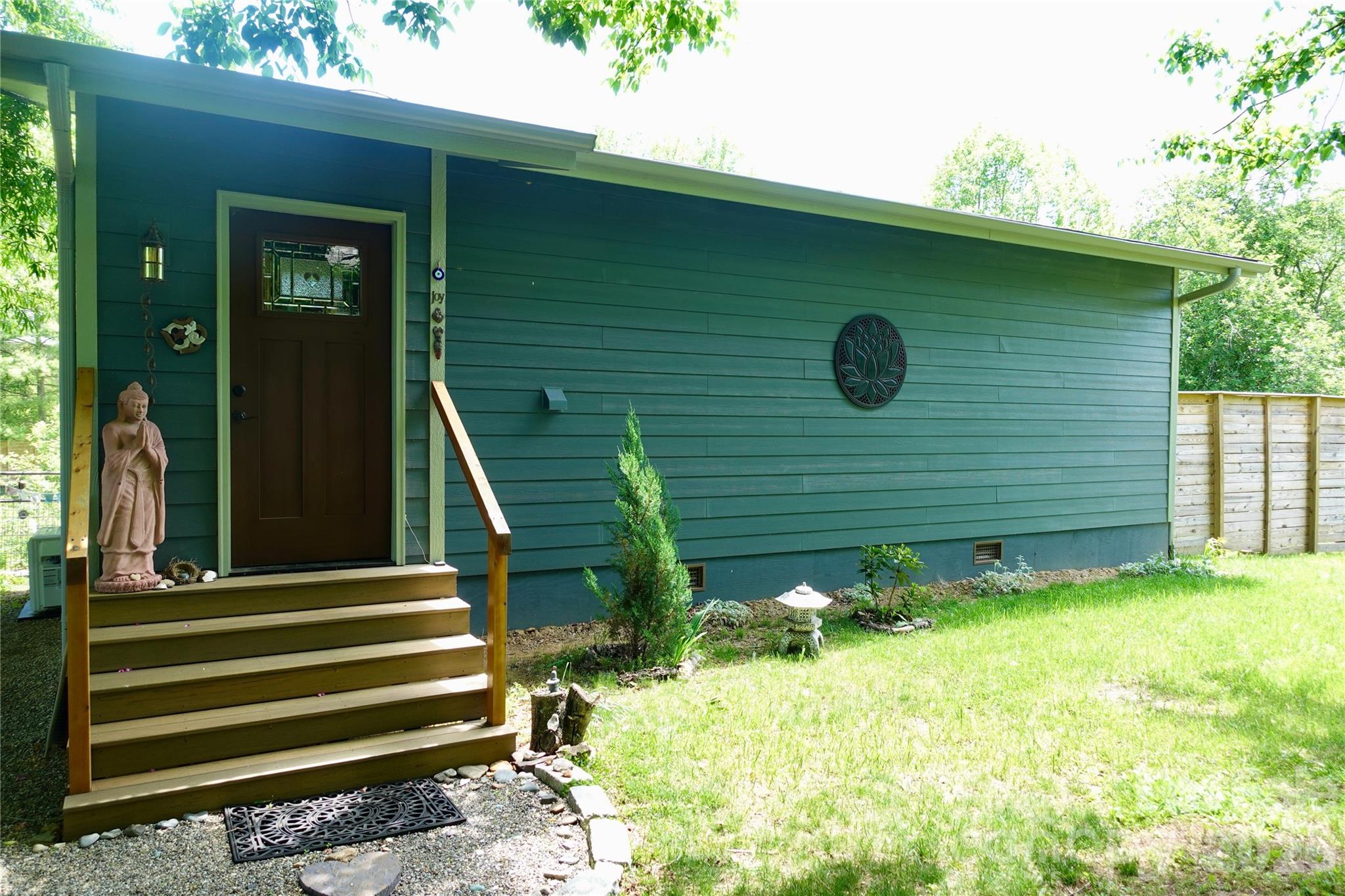3 Taproot Trail Barnardsville NC 28709