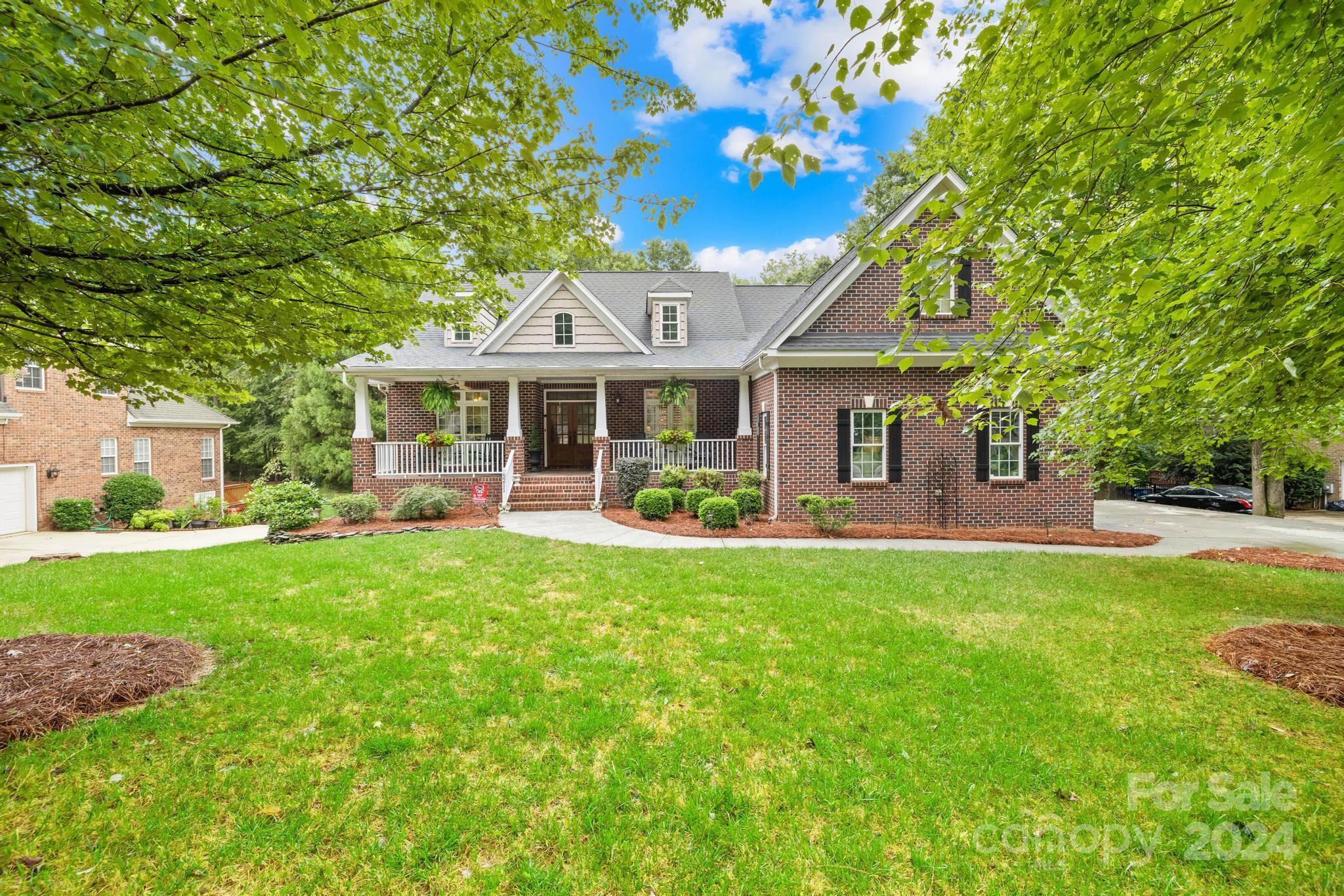5211 Shannamara Drive Matthews NC 28104