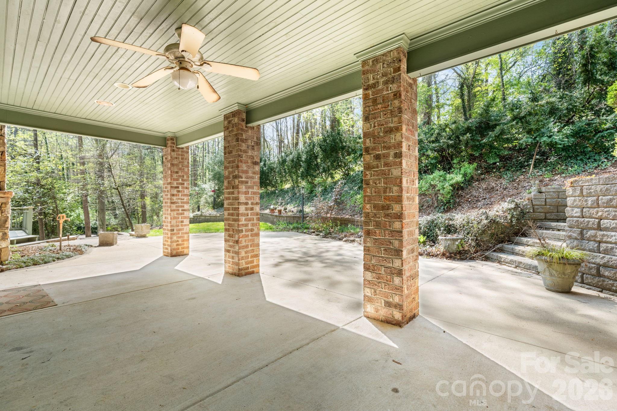 421 18th Avenue Lane NW Hickory NC 28601