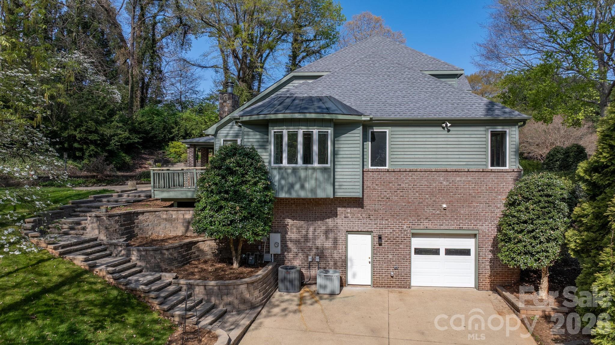 421 18th Avenue Lane NW Hickory NC 28601