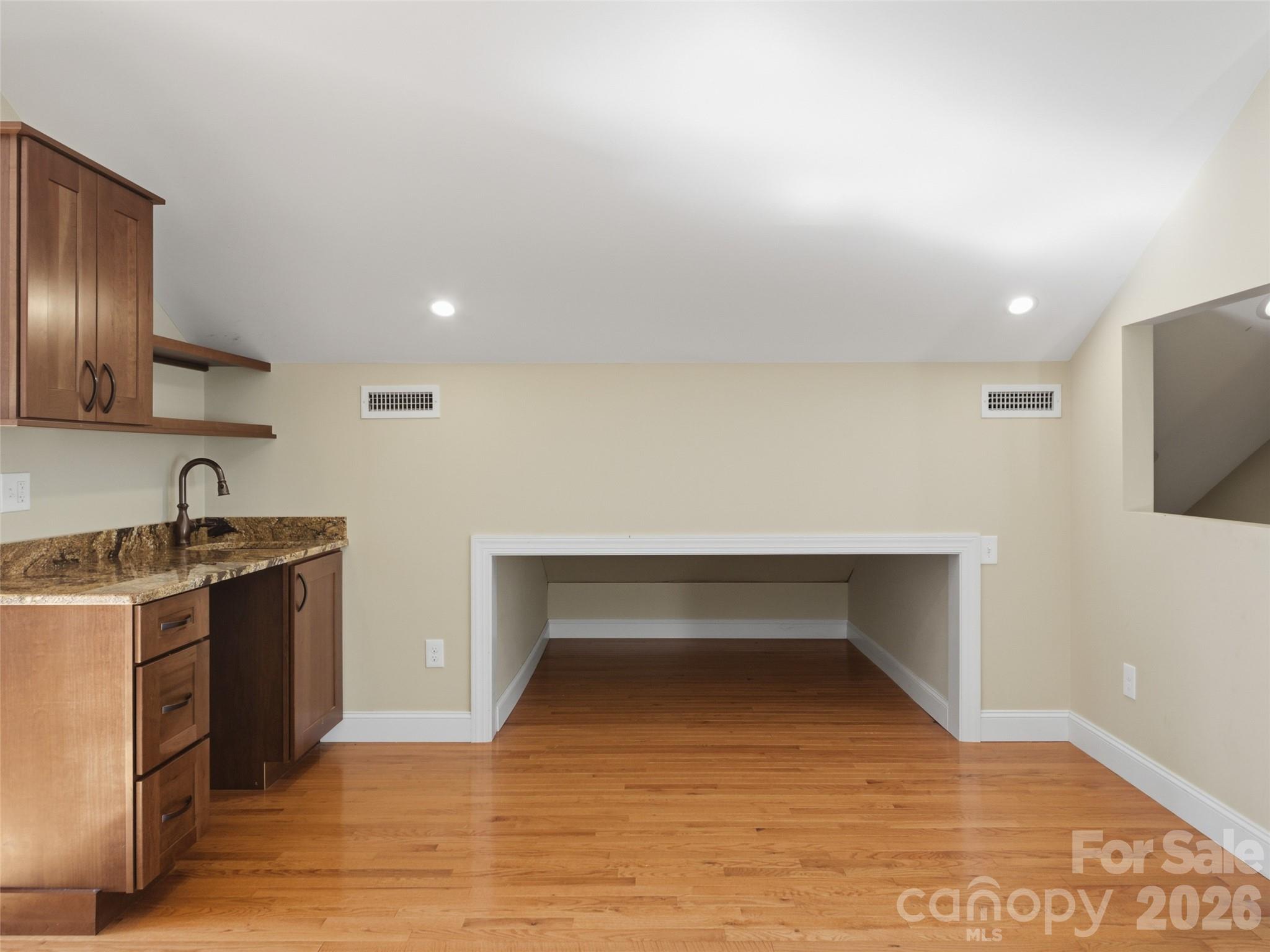 92 Middlemont Avenue Asheville NC 28806