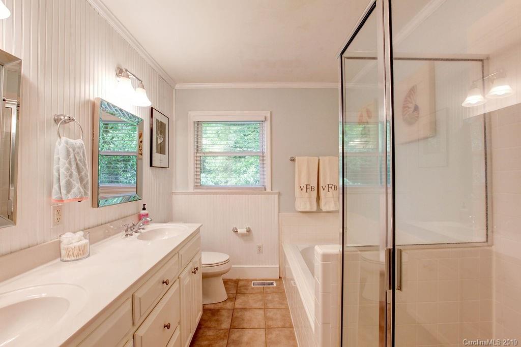 1124 Seneca Place Charlotte NC 28210