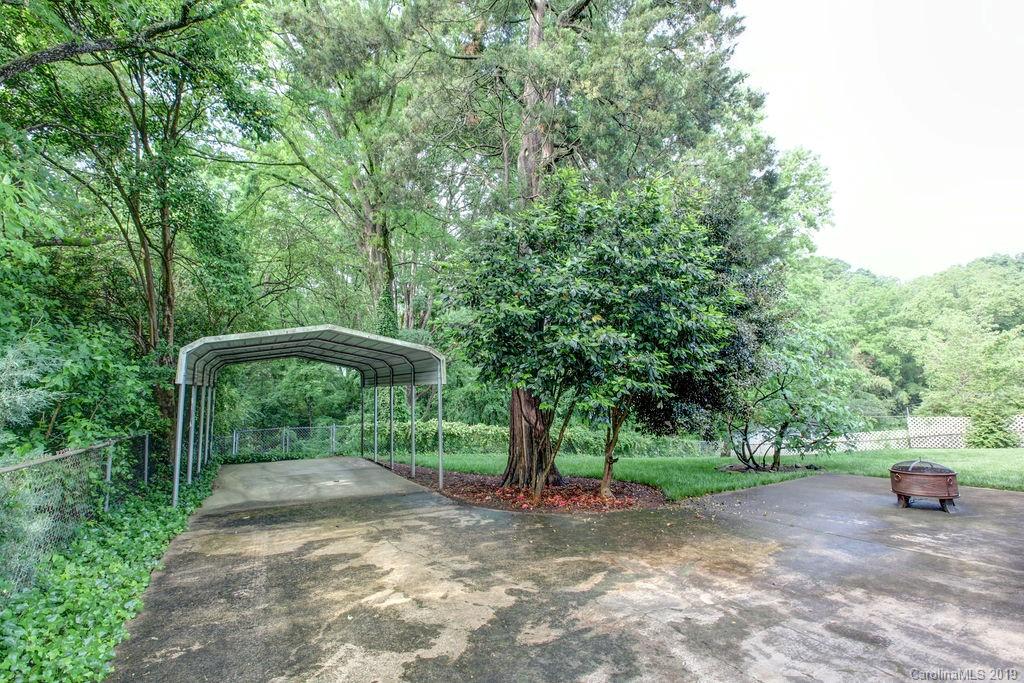 1124 Seneca Place Charlotte NC 28210