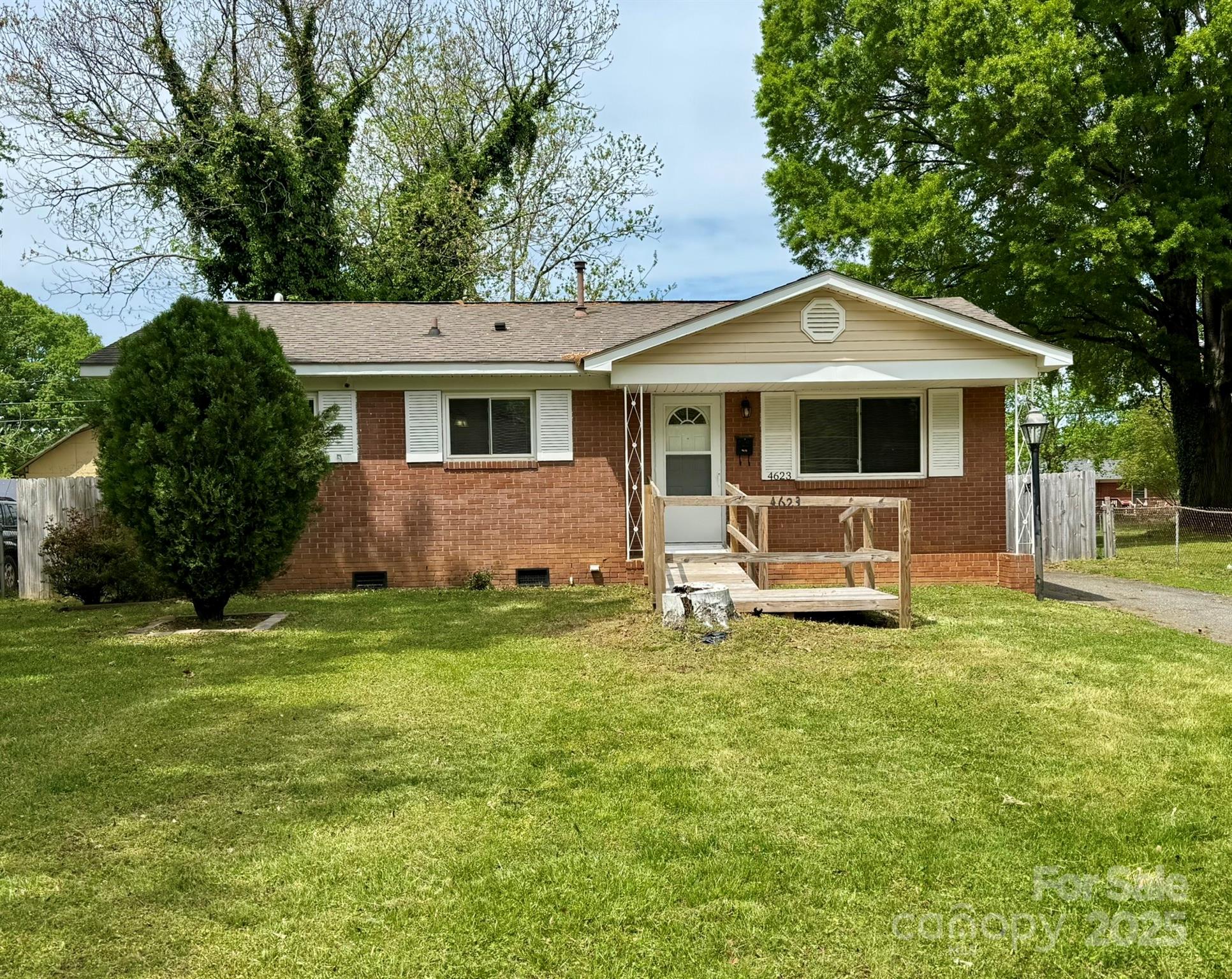 4623 Monmouth Drive Charlotte NC 28269