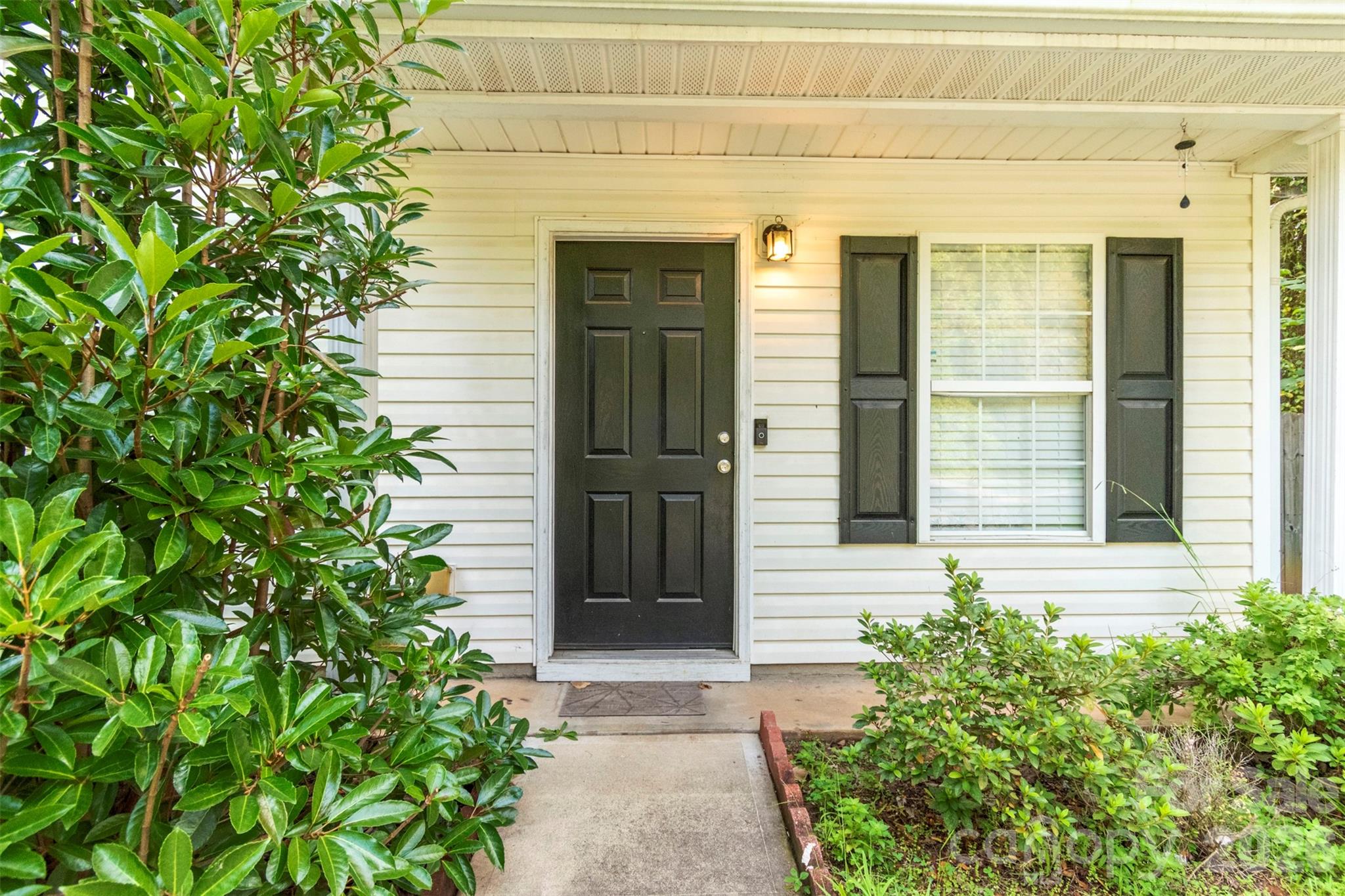 5541 Peachwood Drive Charlotte NC 28216