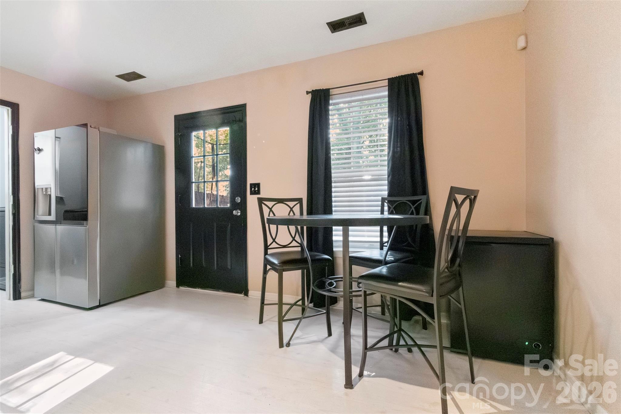 5541 Peachwood Drive Charlotte NC 28216