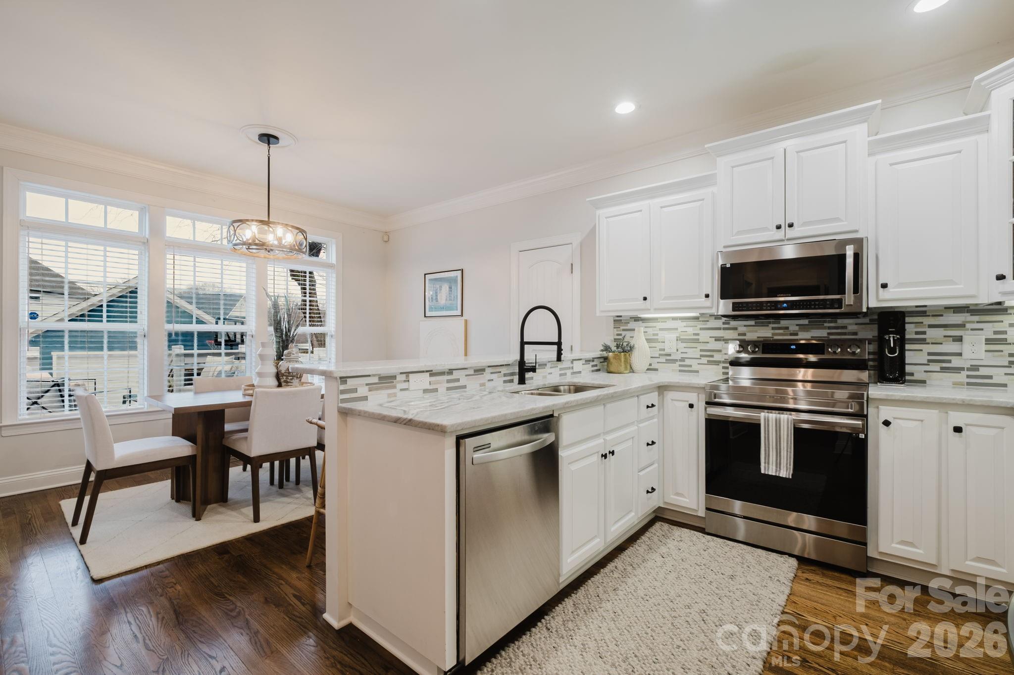 2711 Clemson Avenue Charlotte NC 28205